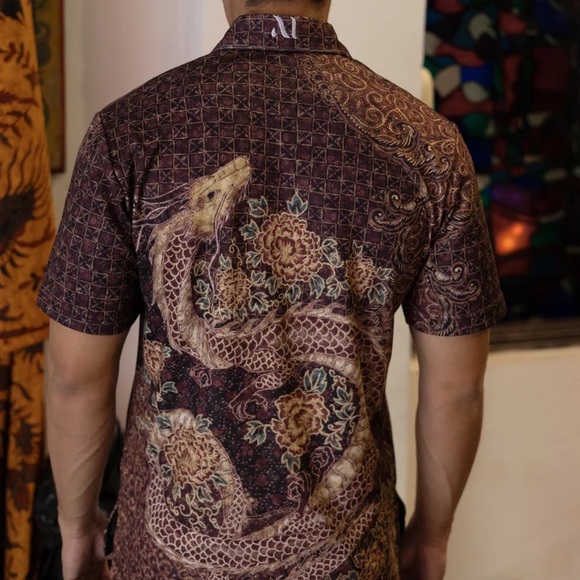 Luxury Performance Batik Shirt for Mens - Picture 6 of 8